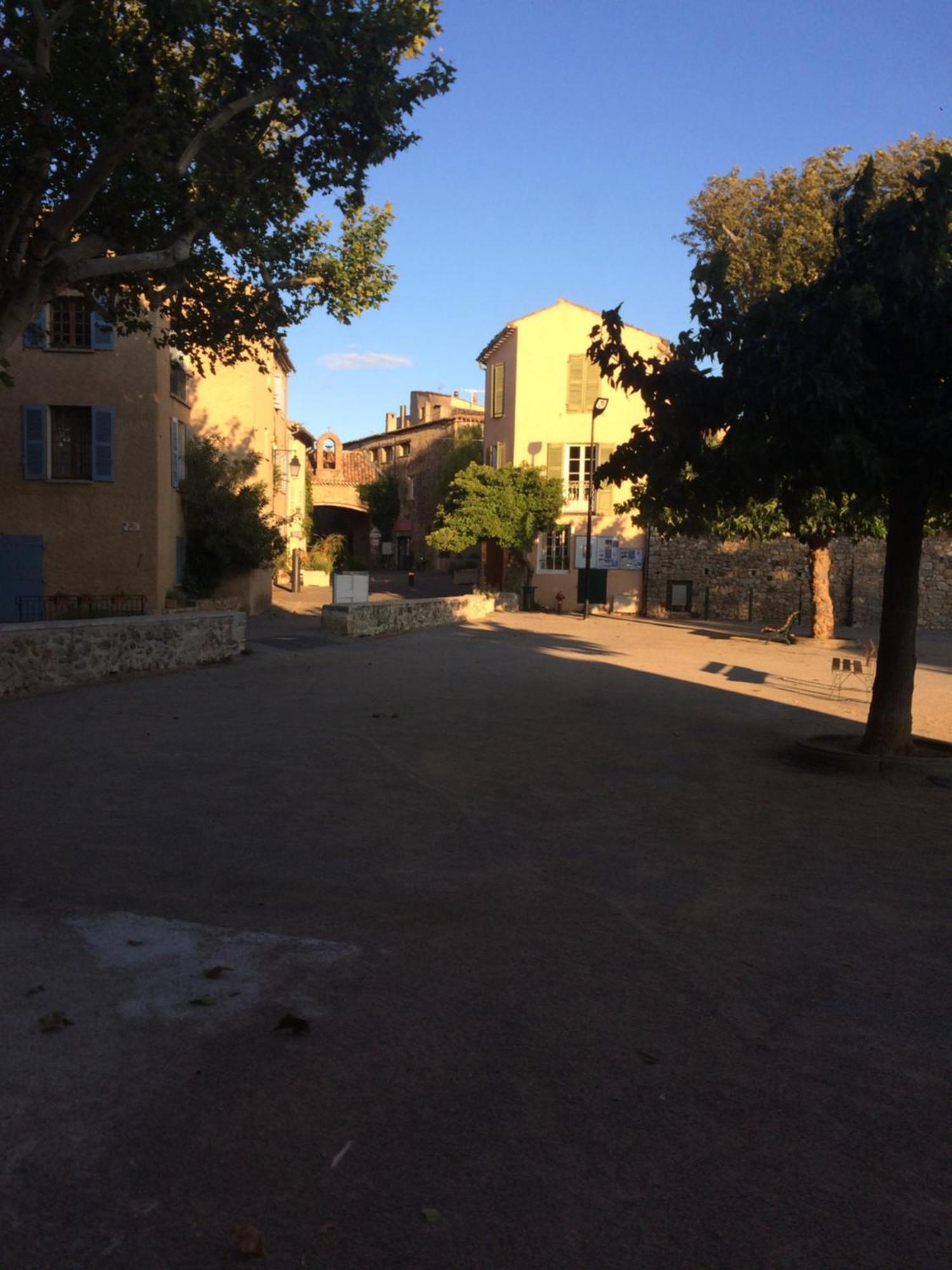Au Coeur Du Village Provencal تورتور المظهر الخارجي الصورة